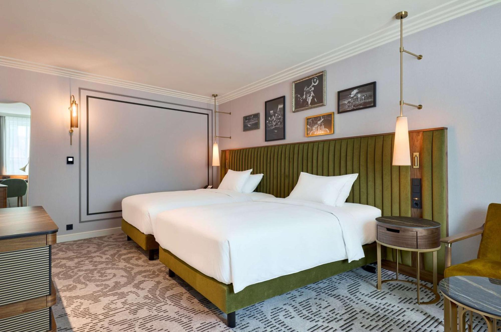 Double Room Two Double Beds Courtyard
